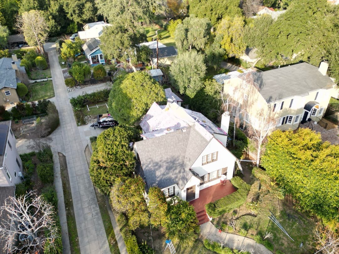 About Kaliber Roofing Inc